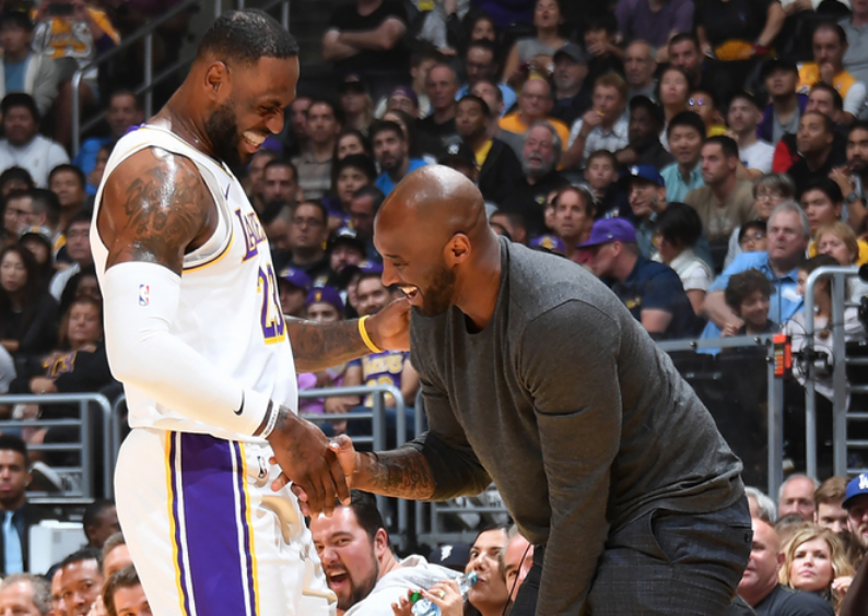 意媒：米兰派球探现场考察亨克18岁前腰卡雷察斯（意媒：米兰球探现场观摩亨克18岁前腰卡雷察斯表现）